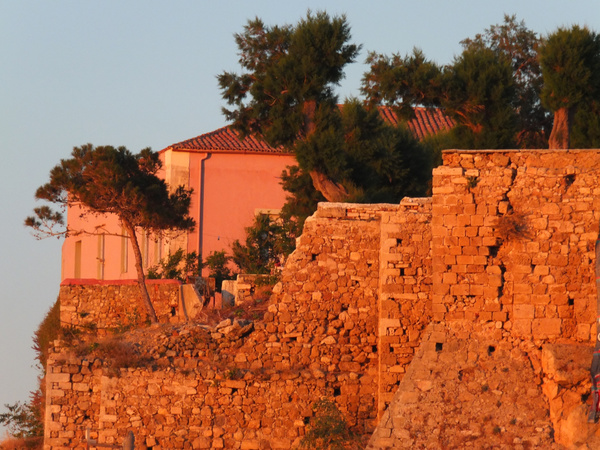 Die alte Stadtmauer von Chania.
